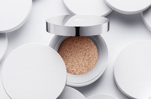 Бренд Lancome выпустил новое тональное средство — кушон