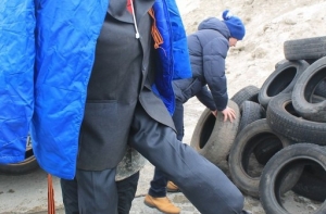 В Сумах на костре из покрышек сожгли «Путина» (ФОТО,ВИДЕО)