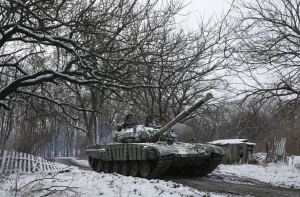 Штаб АТО: 50 российских танков вошли на Украину во время переговоров