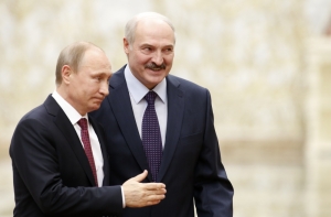 Путин и Лукашенко в Минске не поделили стул (ВИДЕО)