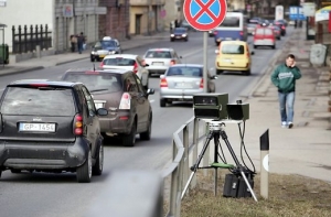 В четверг начнут работать первые стационарные фоторадары