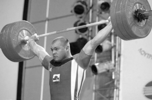 Олимпийского чемпиона-2004 по тяжелой атлетике нашли мертвым
