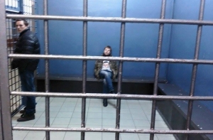 Адвокат утверждает, что его не пускают к депутату Гончаренко