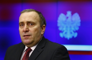 Глава МИД Польши сравнил отключение России от SWIFT с ядерным оружием