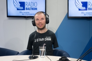 Гатис Цаунитис: я три месяца учился есть ногами (АУДИО, ВИДЕО)