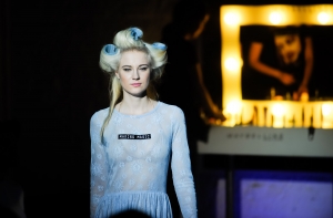 Открытие Riga Fashion Week: «дикие детки» и транссексуал из Литвы (ФОТО, ВИДЕО)