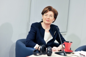 Судраба: нужно не повышать акциз на алкоголь, а обеспечить людей работой (АУДИО)