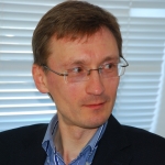 Социолог: жители Латвии постепенно ставят семью выше работы