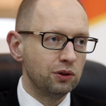 Премьер Украины Арсений Яценюк получил гражданство Канады