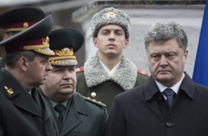 Порошенко внес в Раду закон о допуске на Украину иностранных войск