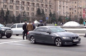 Пикап батальона «Азов» протаранил машину сына Порошенко (ВИДЕО)