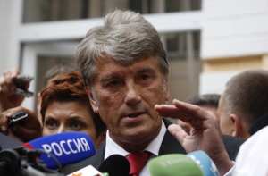 Ющенко: Запад не в состоянии ответить Путину