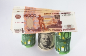 Курс евро к рублю достиг рекордно низкой отметки