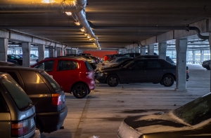 С 1 апреля в Риге повысилась плата за автостоянки