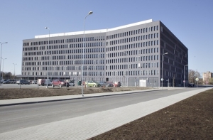 Служба госдоходов публично уничтожит 5000 литров дорогого алкоголя