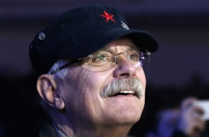 Михалков и Кончаловский хотят создать российскую альтернативу «Макдональдсу»