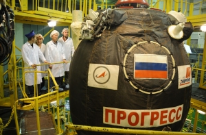 Космический грузовик «Прогресс» начал неконтролируемый сход с орбиты