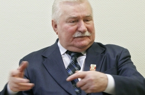 Лех Валенса пообещал России распад и население в 20 млн человек