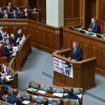 Зарплату депутатов и чиновников на Украине повысили втрое
