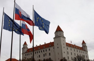Парламент Словакии поблагодарил народы бывшего СССР за Победу