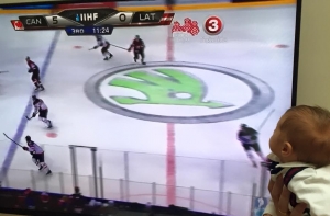 Ушаков показал ребенка, болеющего за сборную Латвии по хоккею (ФОТО)