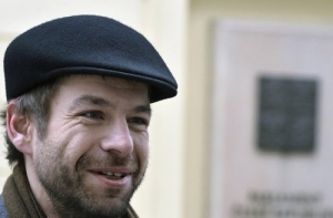 Пенсионер трижды выстрелил в главу минюста Чехии из стартового пистолета