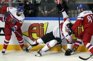 ЧМ: чешские хоккеисты по буллитам обыграли швейцарцев