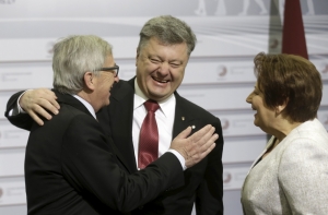 СМИ: Порошенко не дали пообщаться с журналистами в Риге