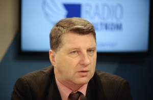 Аболтиня: коалиция может поддержать кандидатуру Вейониса на пост президента