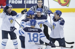 Сборная Чехии по хоккею вышла в 1/2 финала ЧМ, переиграв Финляндию