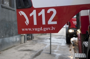 ЧП: в Гаркалне загорелось здание бывшей советской армии