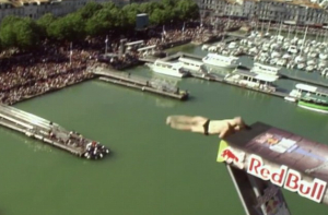 В США спортсмен ударился головой о трамплин, прыгнув с 27 метров (ВИДЕО)