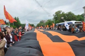 Самая длинная в мире георгиевская лента украсила Кишинёв