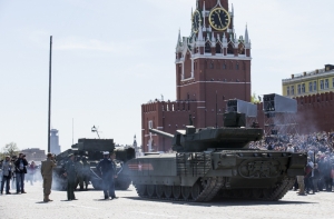 Танк «Армата» заглох во время генеральной репетиции парада Победы (ВИДЕО)