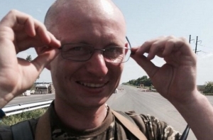 Украинский журналист встретил двойника Яценюка на Донбассе (ФОТО)