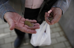 Менее 3% латвийцев имеют статус нуждающихся