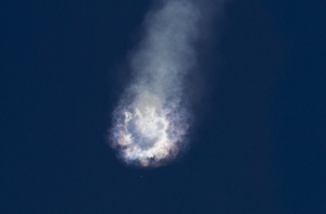 НАСА: потеря груза после крушения Falcon 9 не угрожает экипажу МКС