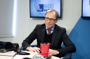 Политолог: это не Путин прислал нацболов в Адажи (АУДИО)