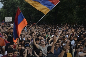 В Ереване продолжаются протесты (ФОТО)