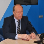 Вешняков: мнение россиян о Латвии испортил и «распятый Путин»