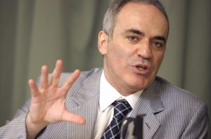 Каспаров: Путину больше не нужны друзья, ему нужны враги