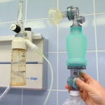 СМИ: пациенты с нарушением дыхания вынуждены платить за кислород
