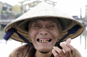 Пограничники задержали на границе Латвии 17 вьетнамцев