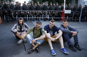 «Правый сектор» официально выдвинул требования
