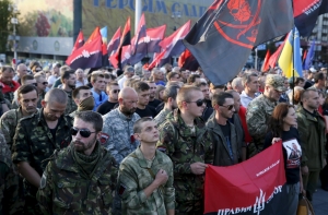 «Правый сектор» намерен требовать отставки президента