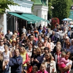 Праздник улицы Йомас собрал тысячи посетителей (ФОТО)
