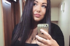 «Радикальная» красота помощницы Ляшко покорила интернет (ФОТО)