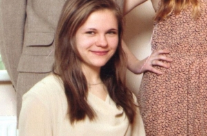 Полиция просит помочь: в Алуксне пропала 13-летняя девочка