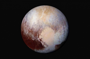NASA показало видео пролета New Horizons над горами Хиллари на Плутоне (ВИДЕО)