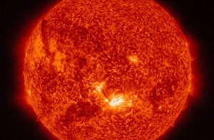 NASA опубликовало снимок солнечной вспышки